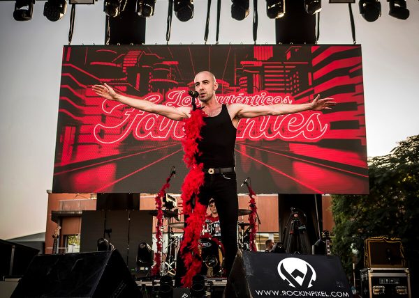 Los Autenticos Farsantes