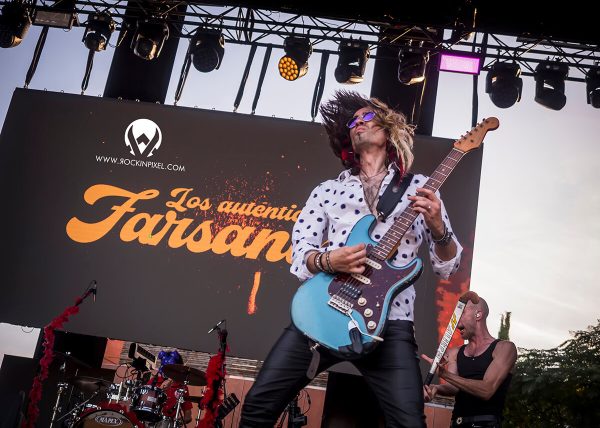 Los Autenticos Farsantes