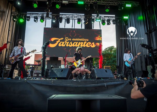 Los Autenticos Farsantes